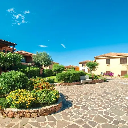 דירה 6 Beds In Marinella With Private Equipped Veranda